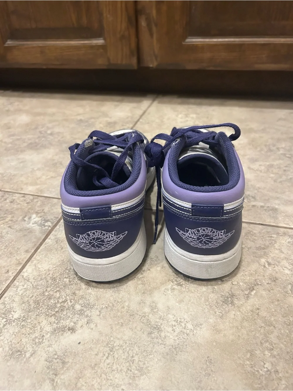 Nike classic low